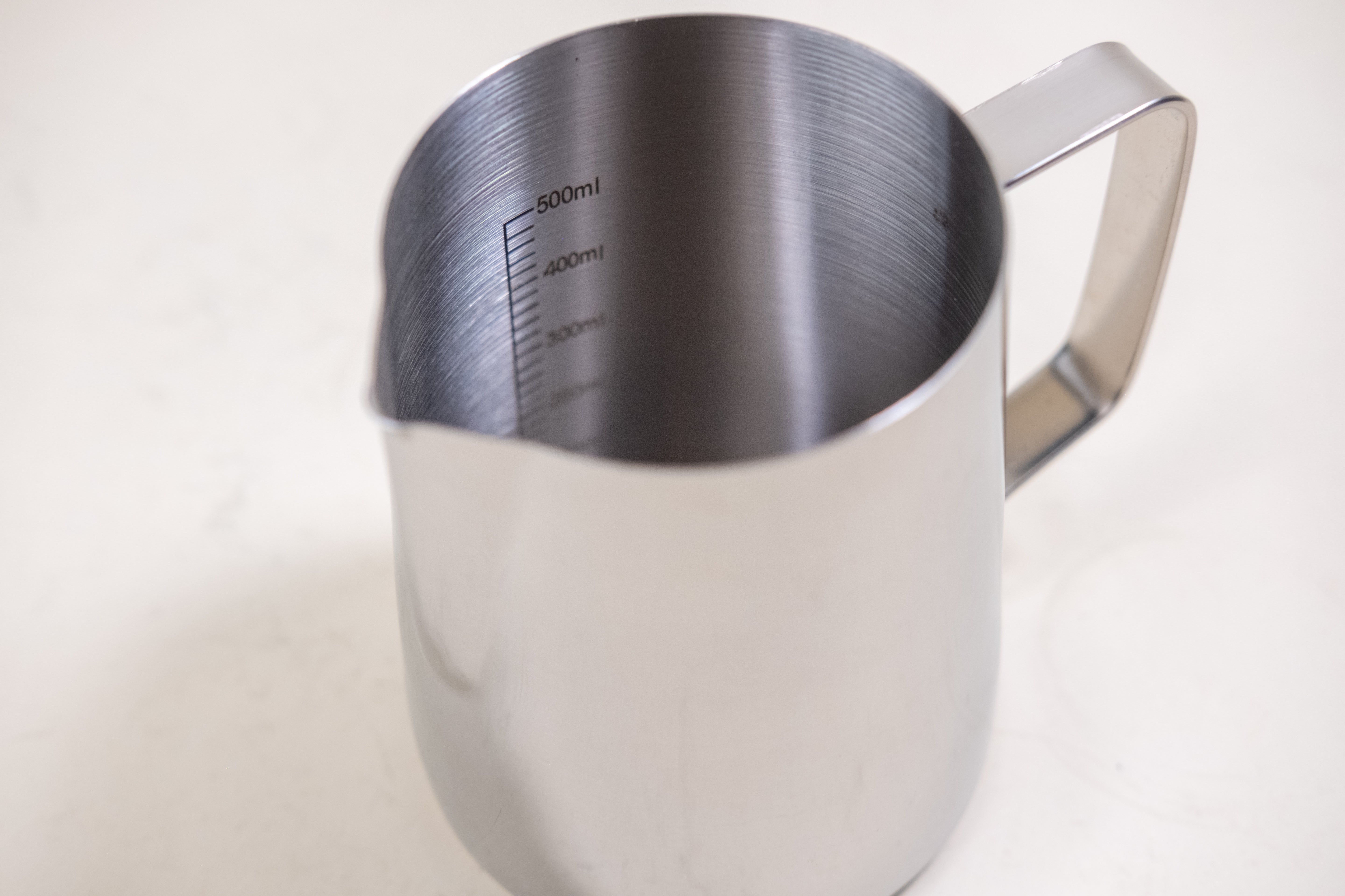 Basic Milk Pitcher 500ML stainless steel jug for frothing and pouring latte art, barista coffee tool