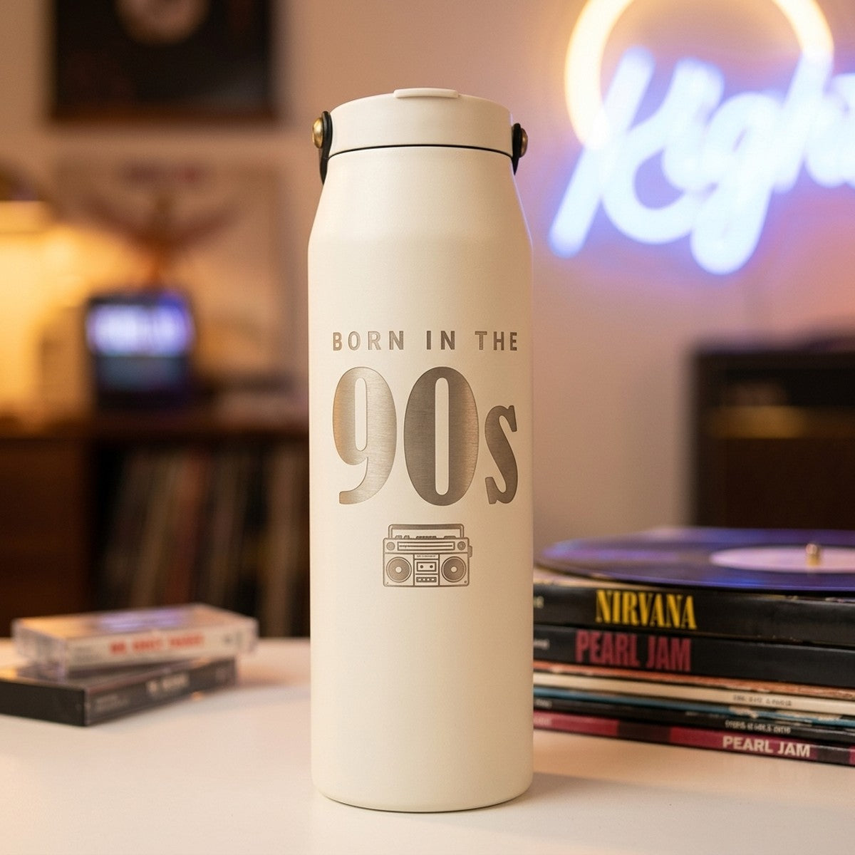 "Born in the 90s" Nostalgia Engraved Grouse 34oz — Snow